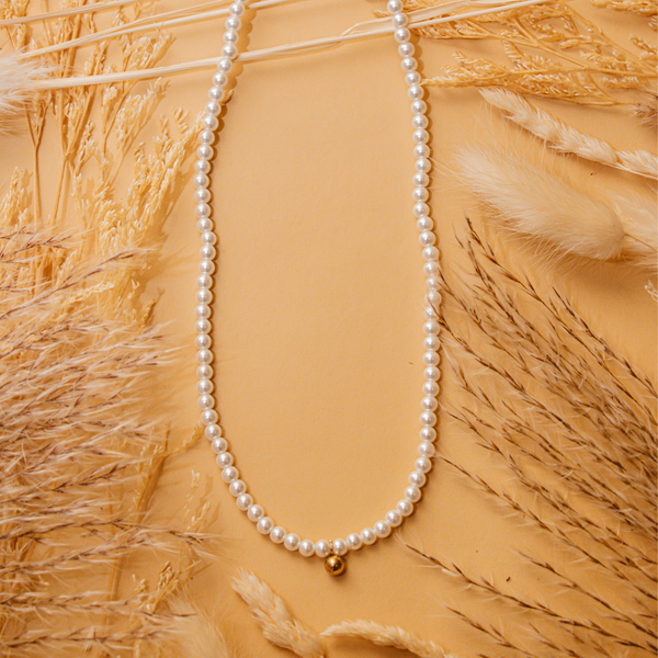 Collar perlas golden ball