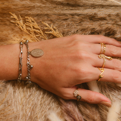 Pulsera doble virgen