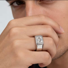 Anillo emerald 2 CT - Oro 18K